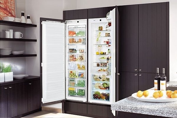  Built-in refrigerator Side by Side