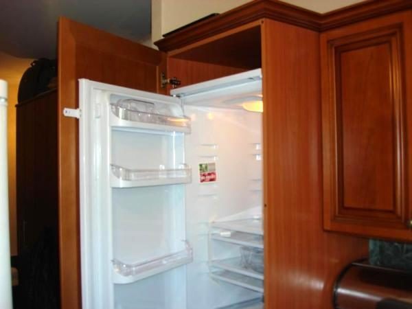  Frontage on the built-in refrigerator