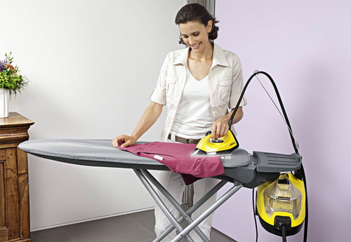  Ironing linen with steam generator