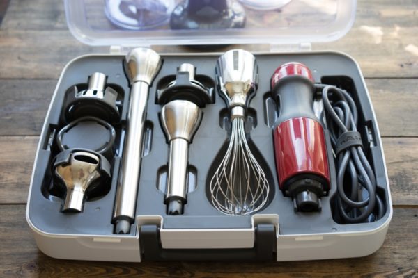  Complete set of the manual blender