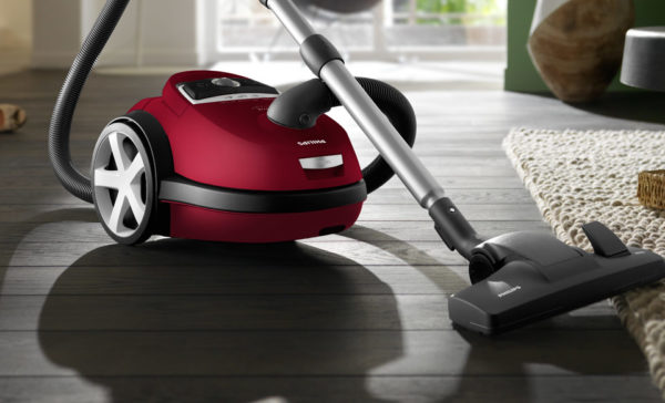  Floor vacuum cleaner