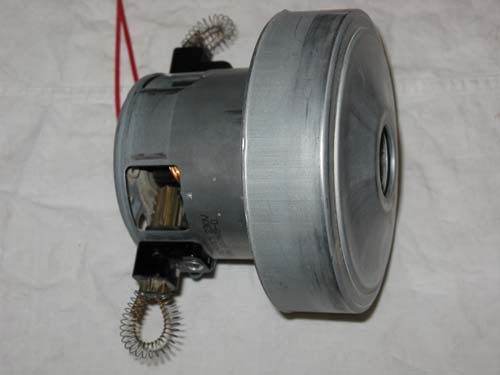  Vacuum cleaner motor