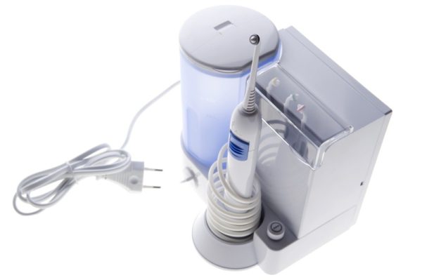  Oral Irrigator