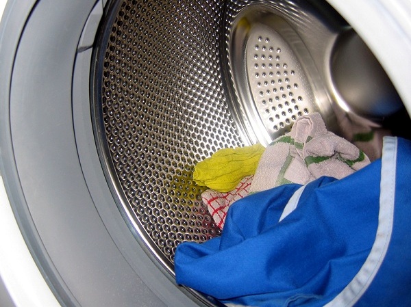  Lingerie in washing machine