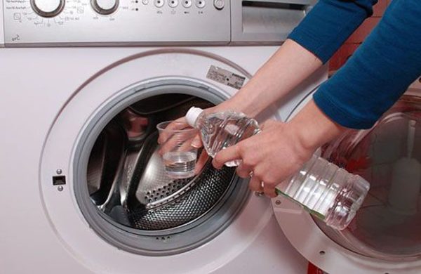  Cleaning the washing machine with vinegar