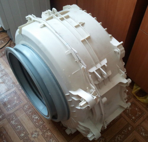  Washing machine tank