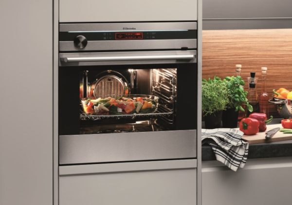  Built-in oven