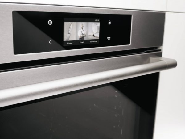  Electronically controlled oven