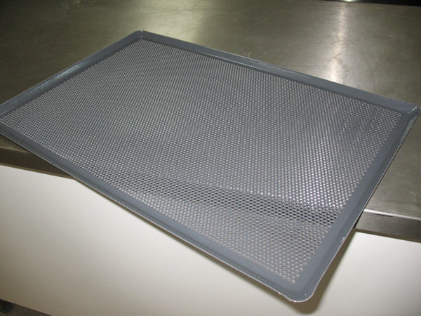  Perforated pan