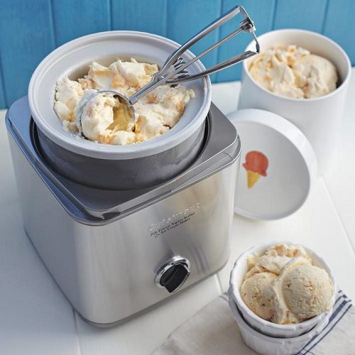  Electric ice cream maker