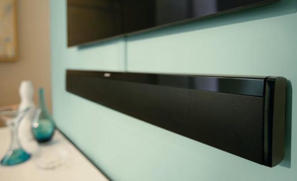  Soundbar on the wall