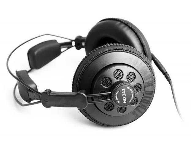  Half open headset