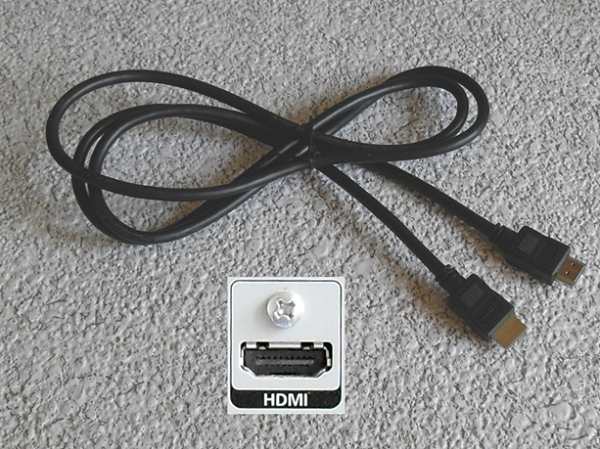  HDMI