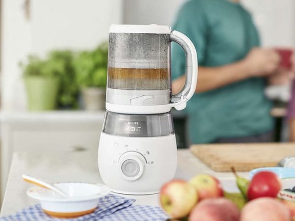  Philips Avent steamer blender in the kitchen