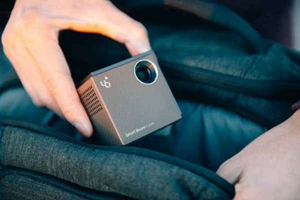  Pocket Projector