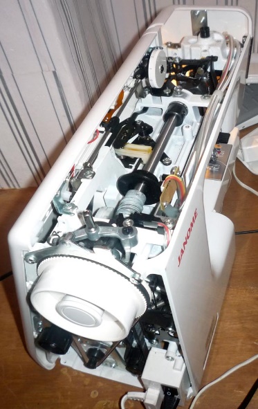  Sewing machine inside