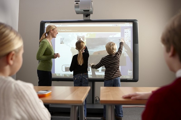  Projector for educational institutions