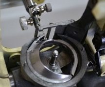  Shuttle in sewing machine