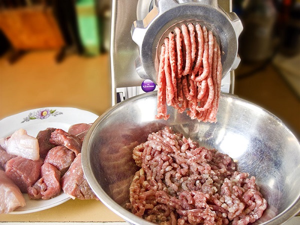  Meat and minced meat