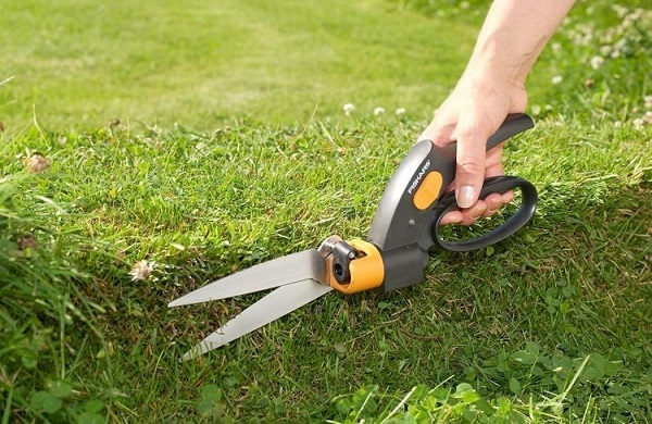  Grass shears