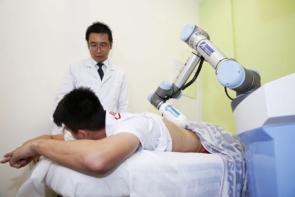  Robot masseur