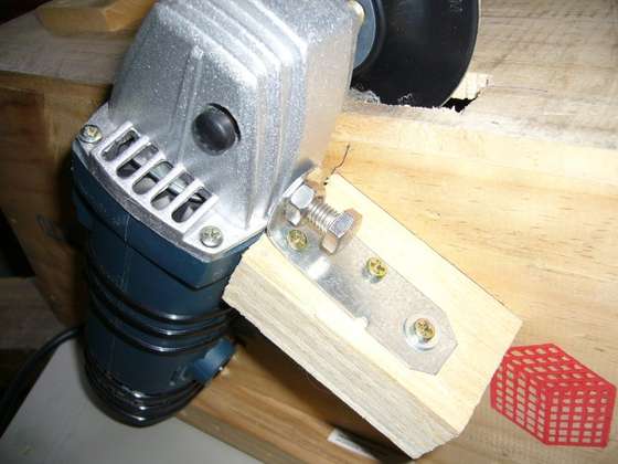  Fastening grinder side