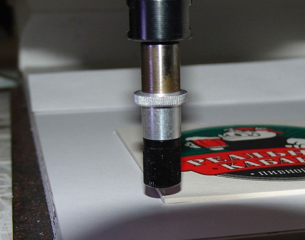  Plotter knife