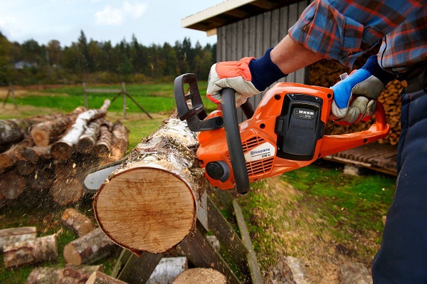  Chainsaw job