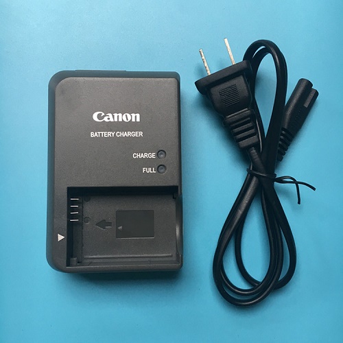  Camera charger