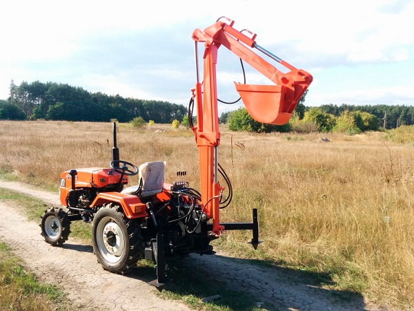  Outboard Excavator