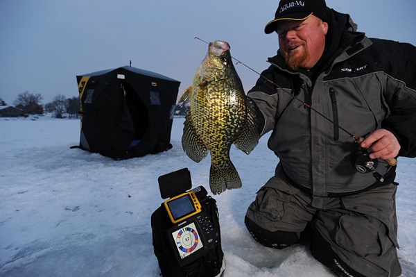  Ice fishing