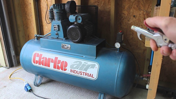  Air compressor