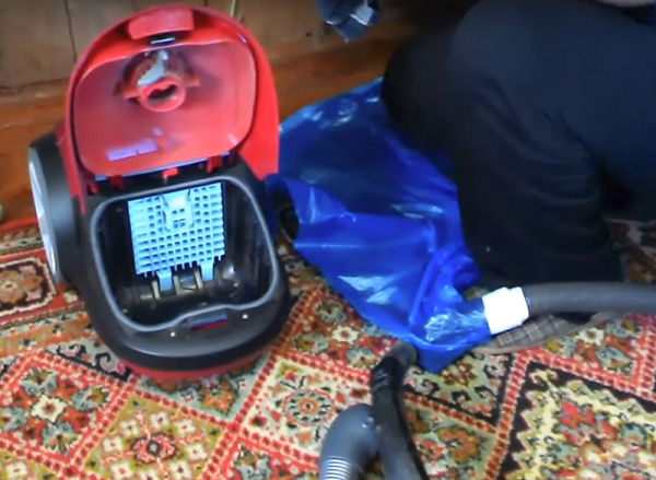  Disassembled vacuum cleaner