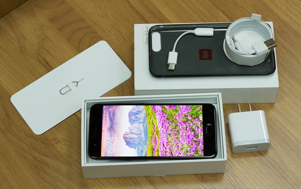  Smartphone package